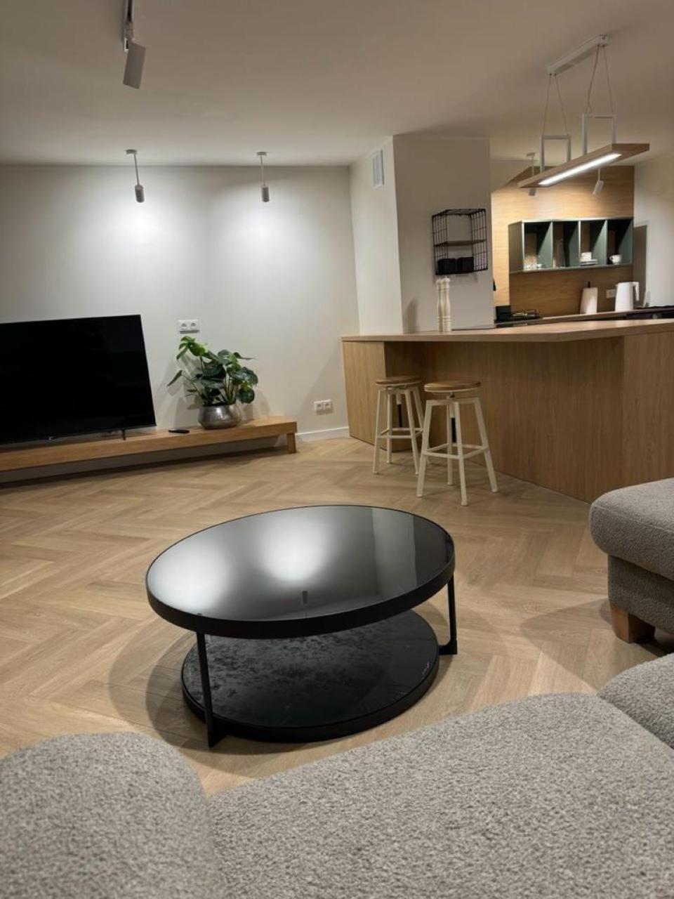 Chodzież Apartament Ovoc 1.0 מראה חיצוני תמונה